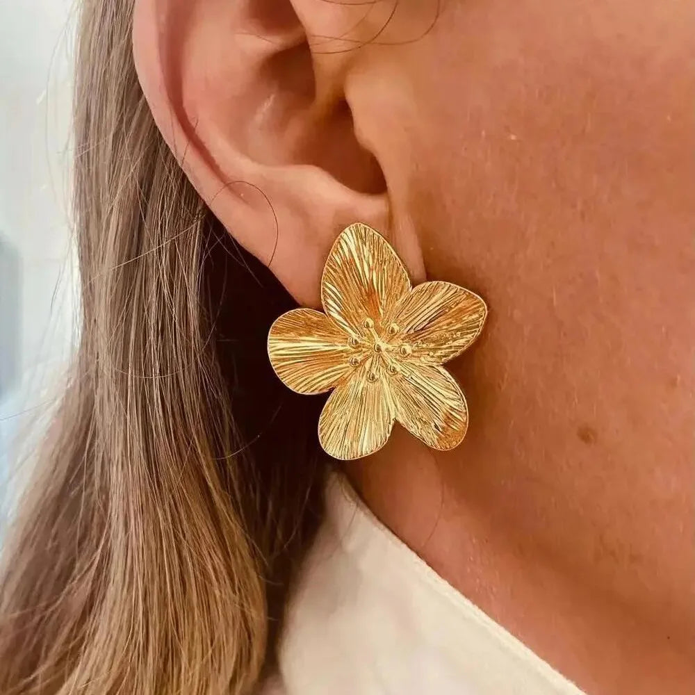 2PC Trendy Flower Earrings